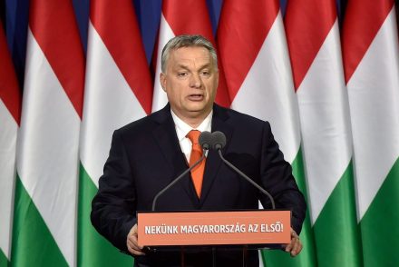 Nagy a baj a kormány lélegeztetőgépeivel, Orbán Viktor közbeszerzői elszúrtak valamit?