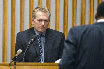 Randall Millert kiengedték a börtönből és máris filmet forgat