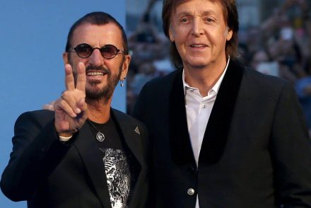 Paul McCartney és Ringo Starr újra összeállnak egy John Lennon-dal erejéig