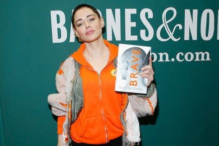 Rose McGowan zsarolással, szexuális erőszakkal vádolja Harvey Weinsteint