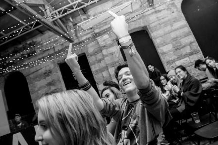 Címvédés vagy trónfosztás? – Hamarosan kiderül, ki lesz az idei slam poetry-bajnok