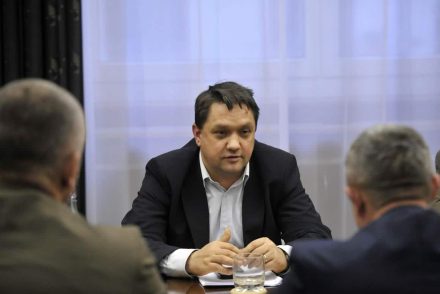Szarka Gábor, az SZFE új kancellárja kapcsoltatta ki az internetet az egyetemen