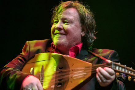 Tusványoson lép fel a Ghymes együttes alapítója és az Üvegtigris filmzenéjének szerzője, Szarka Tamás