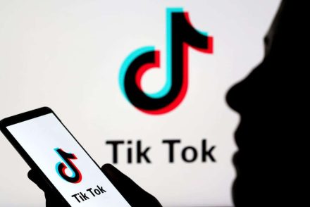 TikTok felhasználói új trendet indítottak el a nők biztonságáért