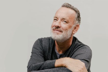 Tom Hanks: „Megérthetjük a tegnapi napot, lehet egy tervünk mára és örökké reménykedhetünk a holnapban”