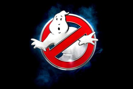 A Szellemírtók előzményfilmjének forgatókönyvét az eredeti film sztárja Dan Aykroyd írta