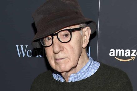 Woody Allen nagy port kavaró önéletrajzának kiadása egyelőre sínen van Franciaországban