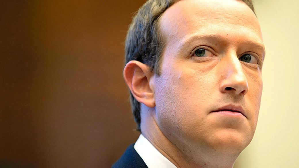 zuckerberg facebook maszkok