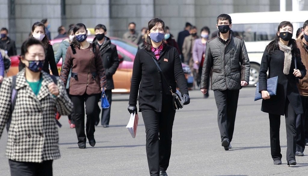 eszak korea koronavirus kivegeztek egy embert kijarasi korlatozas megszegese