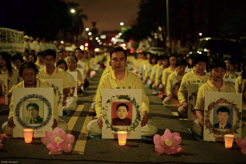 falun gong mozgalom betiltas