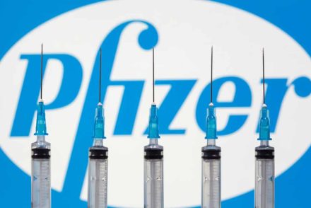 Már több mint ötmillió adag Pfizer-BioNTech-vakcina érkezett Magyarországra