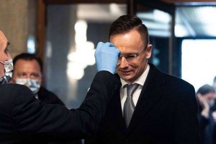 Pozitív lett Szijjártó Péter koronavírus-tesztje, amit Ázsiában kapott el