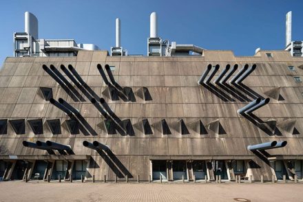 A brutálisan ronda berlini kórház, az Egérbunker ideiglenesen megmenekült a lebontástól