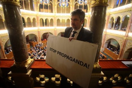 Hadházy Ákos pert nyert az Origo és a Ripost ellen négy év után