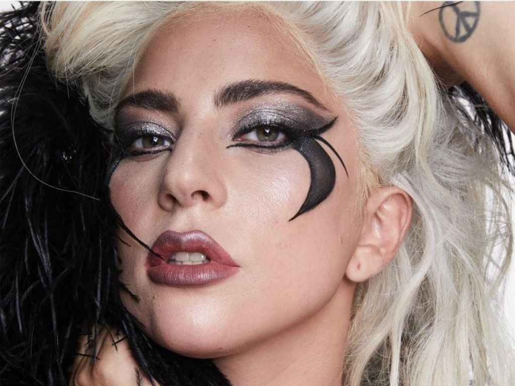 Lady Gaga Kozmetikai Ceg Modell Instagram