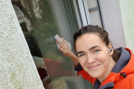 Szabó Tímea az ablakpucolás miatt esett Novák Katalinnak
