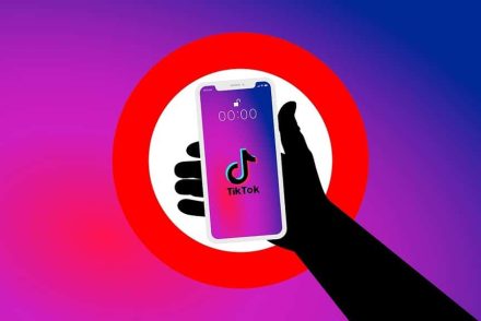 Majdnem az életébe került a 12 éves lánynak, hogy TikTok-videót készített