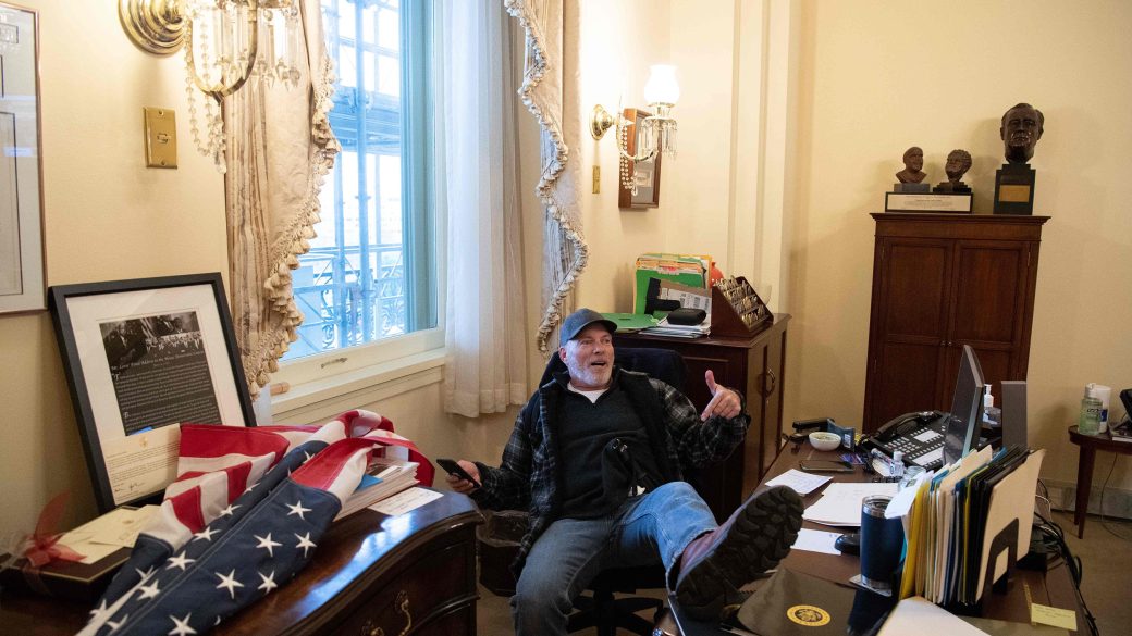donald trump tuntetes kongresszus capitolium joe biden elnokvalasztas 2020 2021