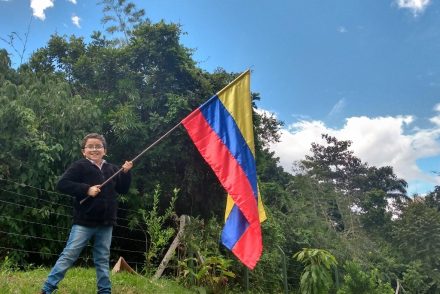 Francisco Vera, a 11 éves dél-amerikai aktivista halálos fenyegetést kapott