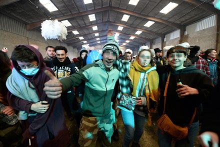 2500 fő gyűlt össze egy apró francia város rave-buliján