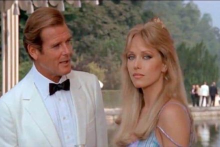 Meghalt Tanya Roberts, egykori James Bond-lány, akinek halálát először tévesen közölték