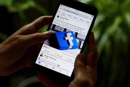 A Facebook beintett az ausztrál kormánynak, korlátozza a hírek olvasását és megosztását