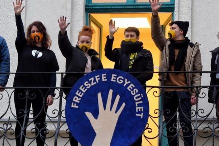 A Freeszfe Egyesület lemond a Damjanich utcai épületről, mert „politikai fronttá vált”