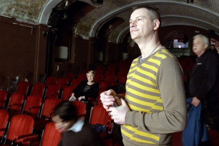 Molnár Áron „noÁr” abúzussal vádolta Frenkó Zsoltot, a színész-rendező elismerte tettét