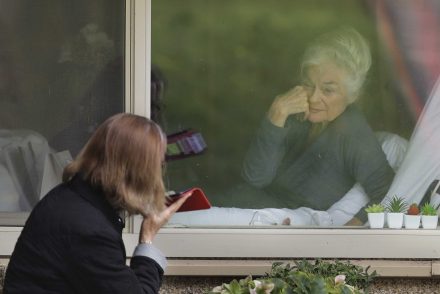 Elkapták a koronavírus mutálódott törzsét, hiába kapták meg a 2. oltást is egy német idősek otthona lakói