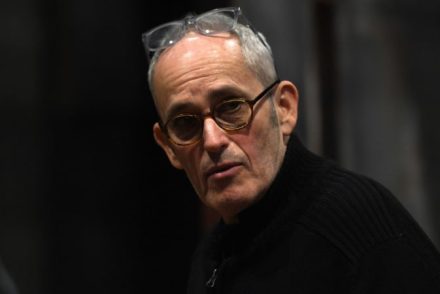 Szász János filmrendező a házkutatásról: Undorító gazság van a háttérben