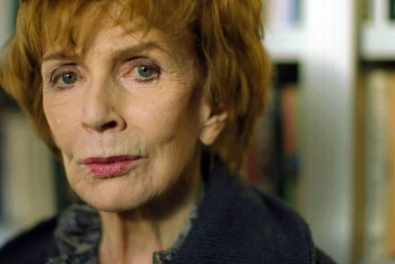 Edna O’Brien Franciaország legmagasabb művészeti elismerésében részesült
