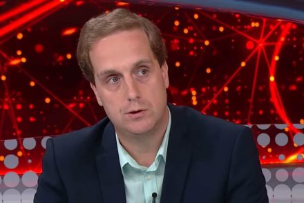 Nemrég elítélte Kovács András újságírót a bíróság, idén kitüntette Áder János