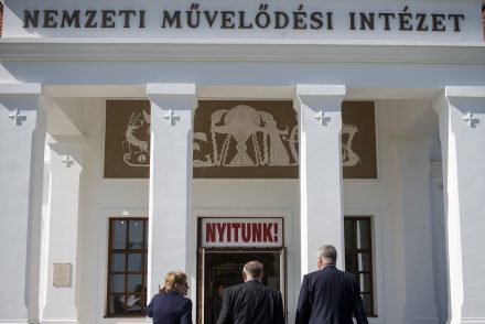 Fekete Péter államtitkár: igazi ünnep a közművelődési és kulturális intézmények újbóli megnyitása