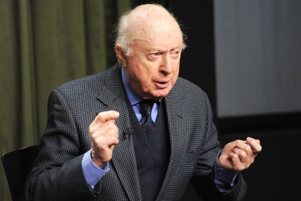 Meghalt Norman Lloyd színész, aki még együtt forgatott Hitchcockkal és Chaplinnel
