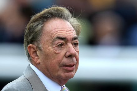 Akár a letartóztatás árán is kinyitná színházait Andrew Lloyd-Webber