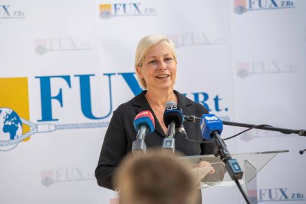 Csöbör Katalin: a vakcinának nincs nemzetisége, se ideológiája, csak hatékonysága