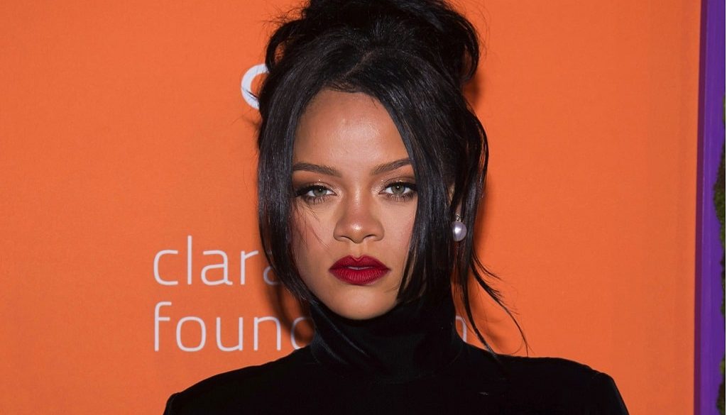 rihanna szemelyi igazolvany
