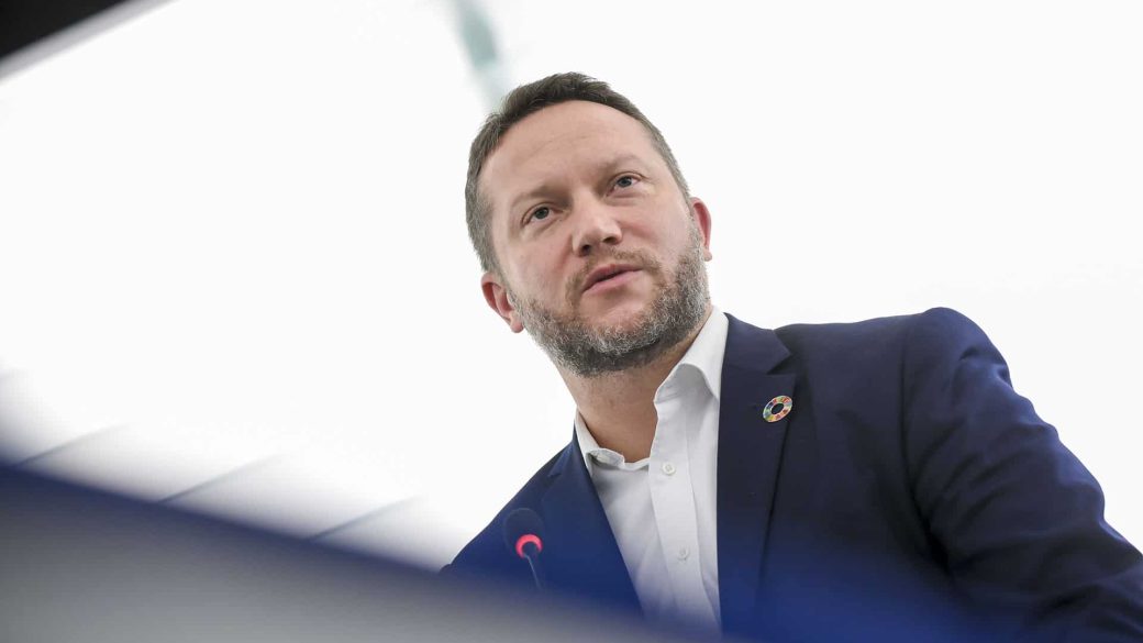ujhelyi-istvan-mszp-mentalis-egeszseg-koronavirus-oktatas