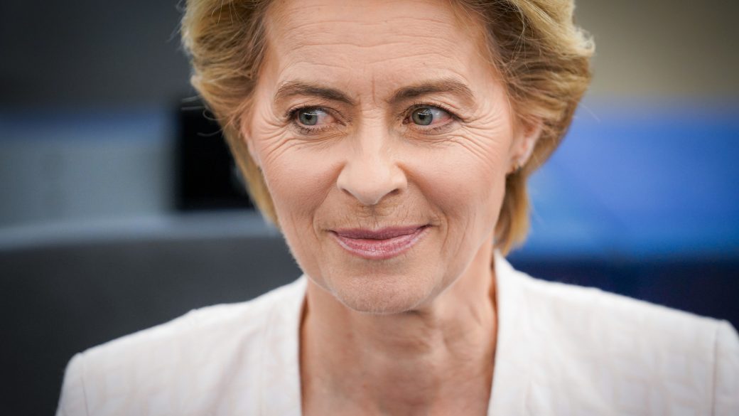 ursula-von-der-leyen-koronavirus-jarvany-oltas-vakcina-nyitas