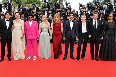 Jelentős magyar részvétellel, szigorú óvintézkedések mellett kezdődik a Cannes-i Filmfesztivál