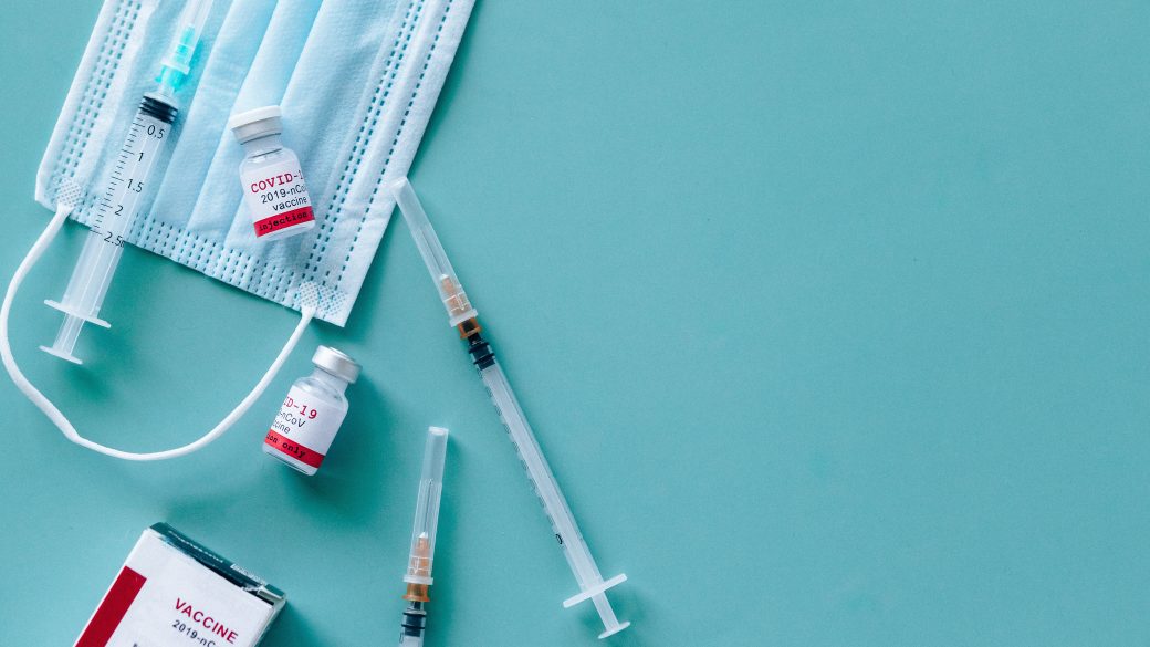 koronavirus romania vakcina oltas szabadnapert