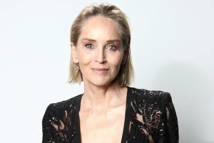 Sharon Stone a jótékonysági AIDS-gála házigazdája a cannes-i filmfesztiválon