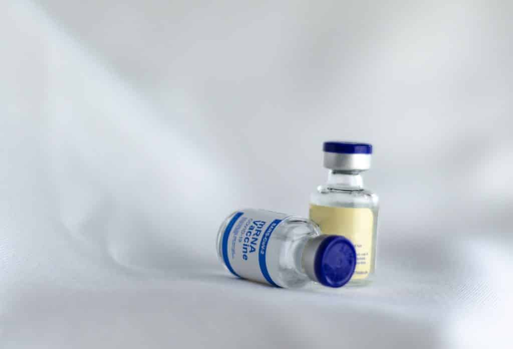 Koronavirus Jarvany Vakcina Oltas Mellekhatasok