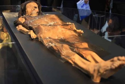 800 éves múmiára bukkantak Peru egyik földalatti sírjában