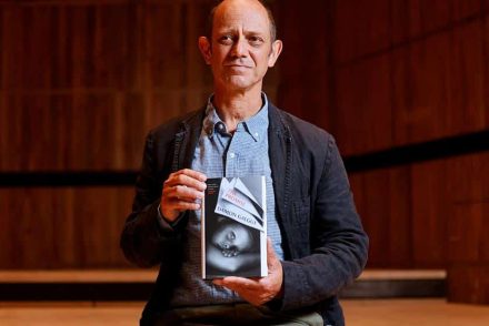 Damon Galgut dél-afrikai író kapta a Booker-díjat a The Promise regényéért