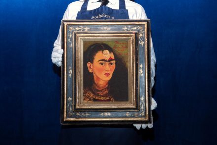 Frida Kahlo legjelentősebb képét árverezték el rekordáron