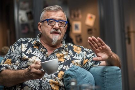 Wahorn András szerint akár kellemes élmény is lehet egy nyolcéves gyereknek, ha a bugyijában turkálnak