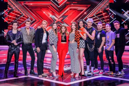 X-Faktor 2021: Az első élő show-ban négyen is kiestek – Csobot Adélt hibáztatják a nézők