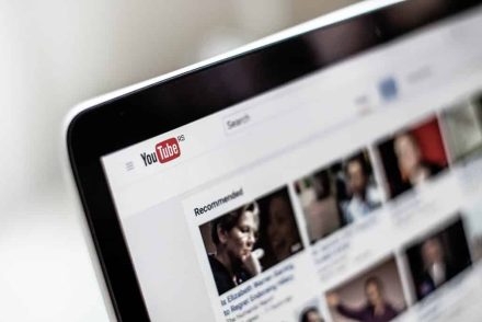 A YouTube eltünteti a videók alól a dislike gombot