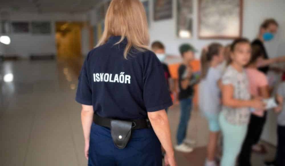 iskolaőr gumibot nyíregyháza szakiskola